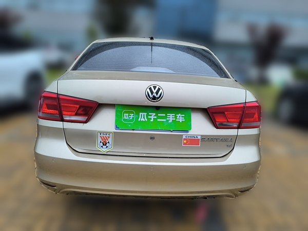 Volkswagen Santana 2015, 121300 км, за 3399 USD