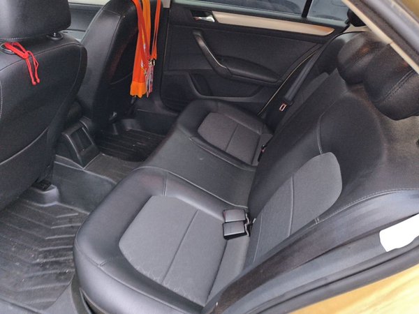 Volkswagen Santana 2015, 121300 км, за 3399 USD - фото 18