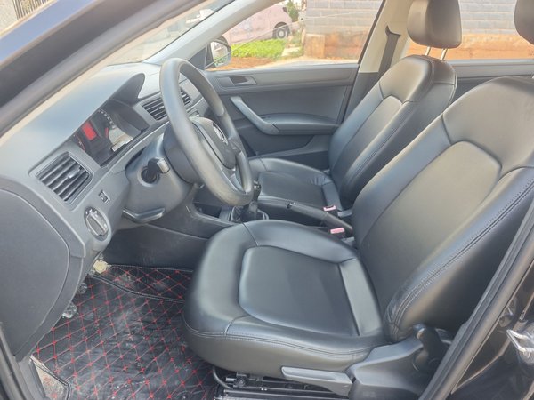Volkswagen Santana 2016, 102000 км, за 4752 USD - фото 17