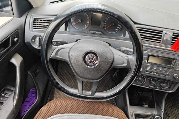 Volkswagen Santana 2016, 65200 км, за 5607 USD - фото 12