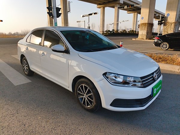 Volkswagen Santana 2016, 58500 км, за 5461 USD