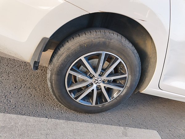 Volkswagen Santana 2016, 58500 км, за 5461 USD - фото 10