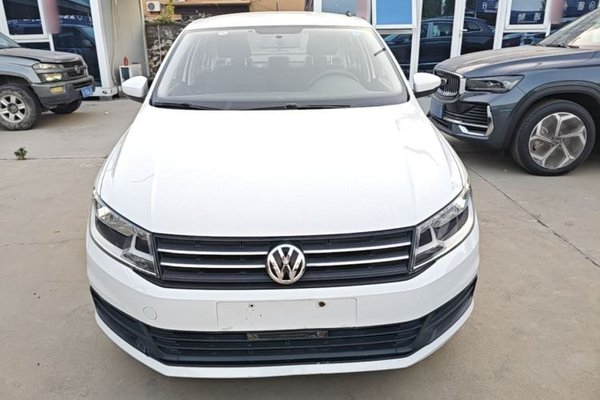 Volkswagen Santana 2016, 63700 км, за 4901 USD