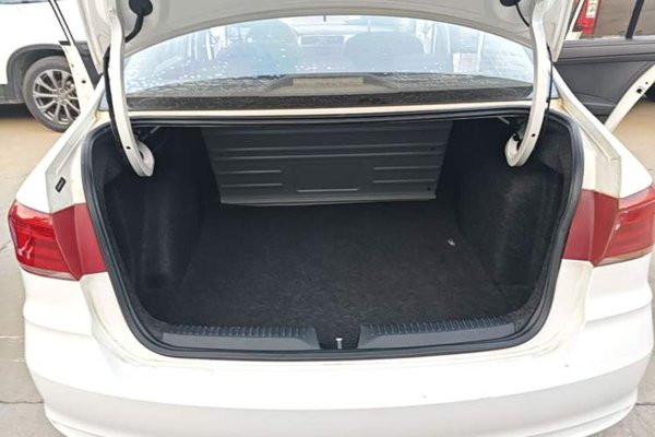 Volkswagen Santana 2016, 63700 км, за 4901 USD - фото 27