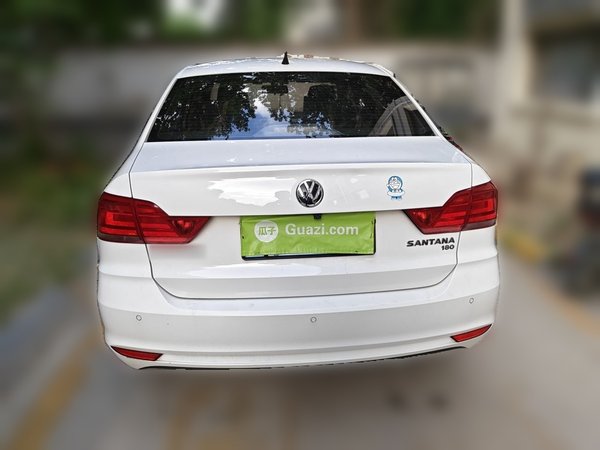 Volkswagen Santana 2016, 102800 км, за 5686 USD