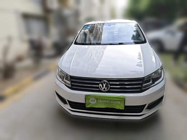 Volkswagen Santana 2016, 102800 км, за 5686 USD