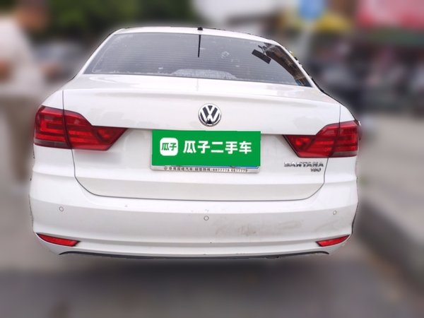 Volkswagen Santana 2016, 111000 км, за 4931 USD