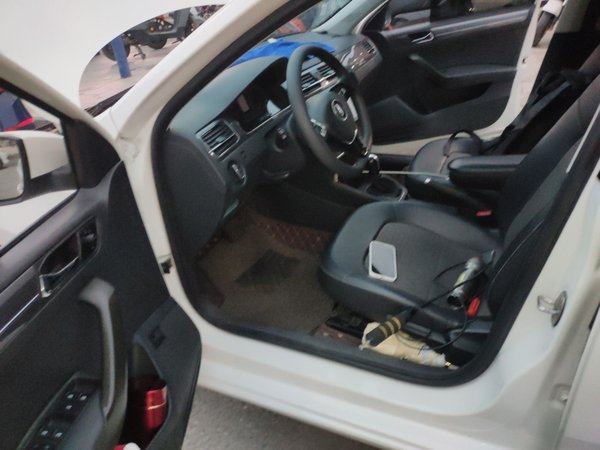 Volkswagen Santana 2016, 111000 км, за 4931 USD - фото 20