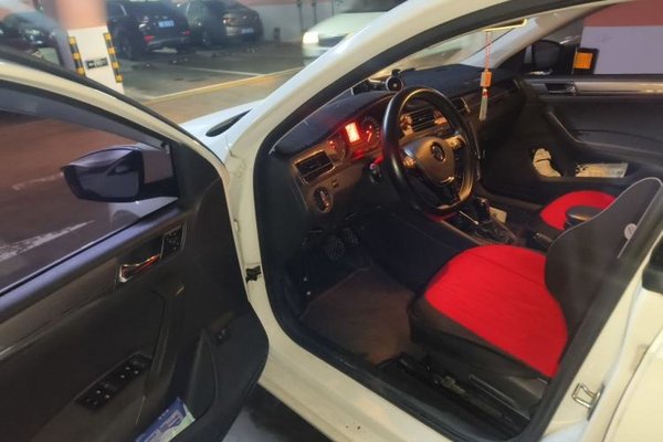 Volkswagen Santana 2016, 72400 км, за 6896 USD - фото 19