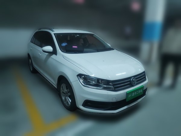 Volkswagen Santana 2017, 92500 км, за 5015 USD