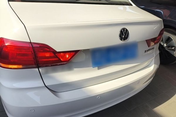 Volkswagen Santana 2018, 45000 км, за 7163 USD
