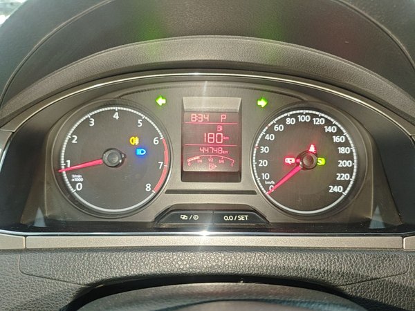 Volkswagen Santana 2018, 44700 км, за 8011 USD - фото 19