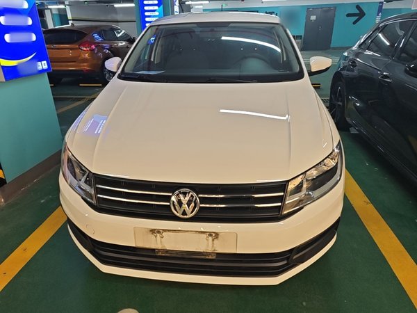 Volkswagen Santana 2019, 35300 км, за 7082 USD