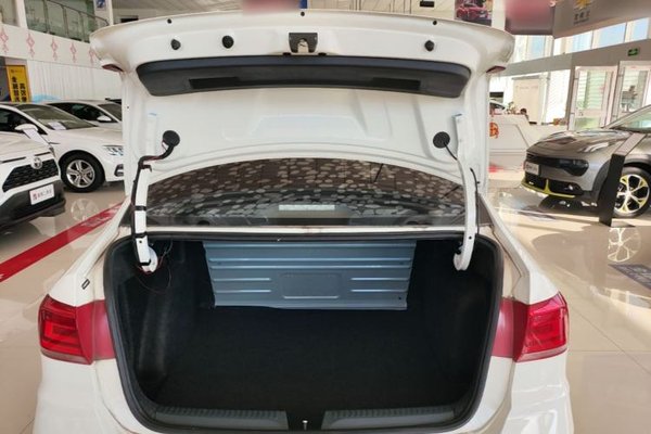 Volkswagen Santana 2019, 55100 км, за 7280 USD - фото 22
