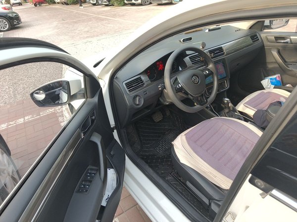 Volkswagen Santana 2019, 64500 км, за 7087 USD - фото 17