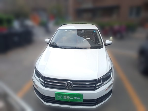 Volkswagen Santana 2021, 39700 км, за 8969 USD