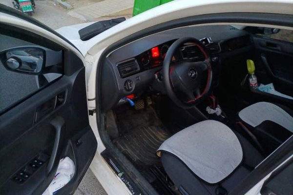Volkswagen Santana 2021, 49200 км, за 5978 USD - фото 17