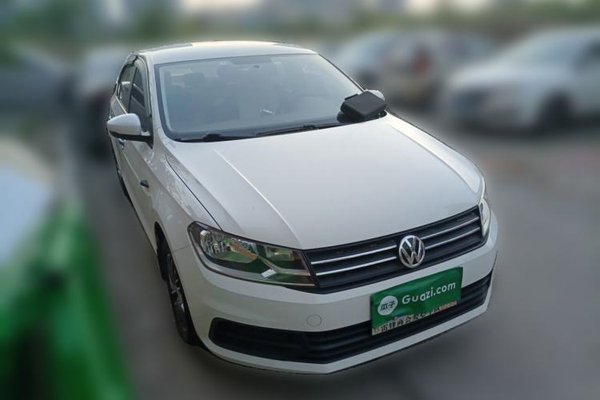 Volkswagen Santana 2021, 49200 км, за 5978 USD