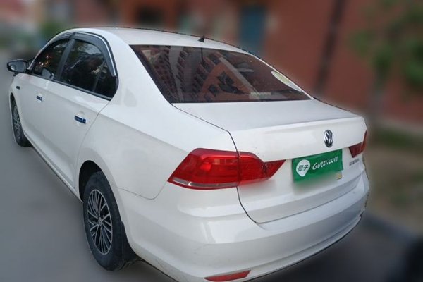 Volkswagen Santana 2021, 49200 км, за 5978 USD