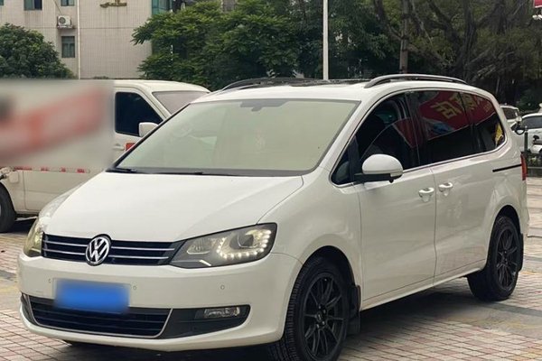 Volkswagen Sharan · 2013 год