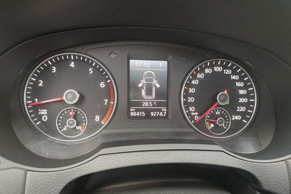 Volkswagen Sharan 2013, 90400 км, за 9176 USD - фото 21