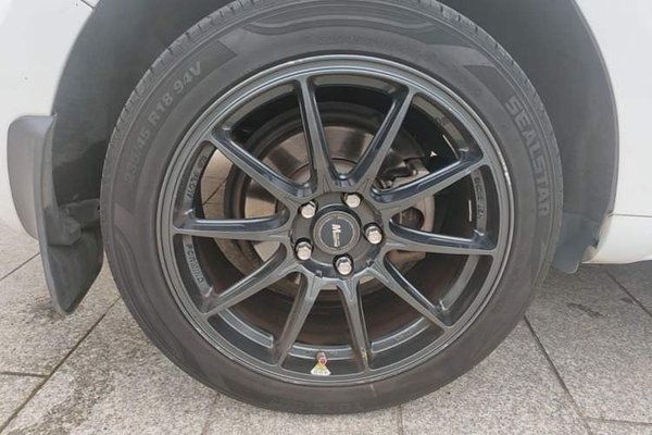 Volkswagen Sharan 2013, 90400 км, за 9176 USD - фото 10