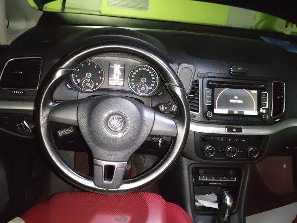 Volkswagen Sharan 2014, 168200 км, за 6982 USD - фото 17