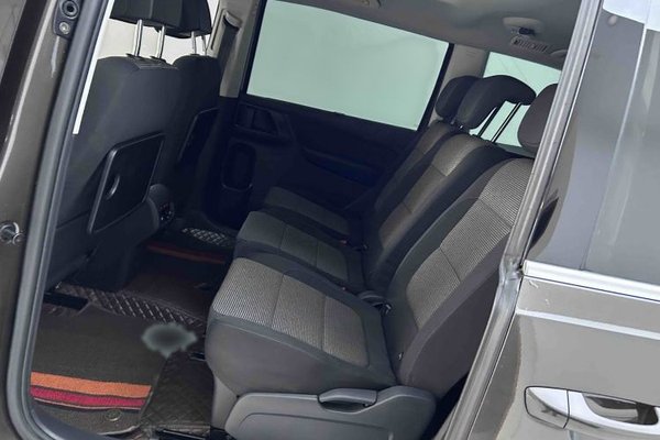 Volkswagen Sharan 2014, 87600 км, за 11649 USD - фото 32