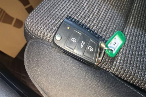 Volkswagen Sharan 2014, 87600 км, за 11649 USD - фото 19