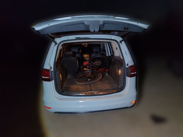 Volkswagen Sharan 2018, 168800 км, за 11997 USD - фото 20