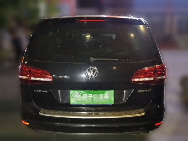 Volkswagen Sharan 2018, 74400 км, за 13021 USD
