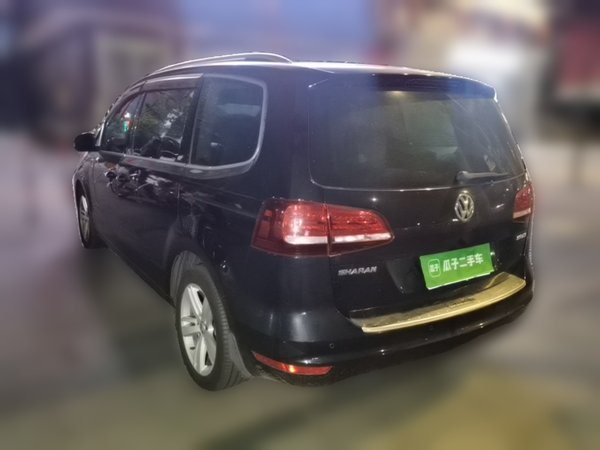 Volkswagen Sharan 2018, 74400 км, за 13021 USD