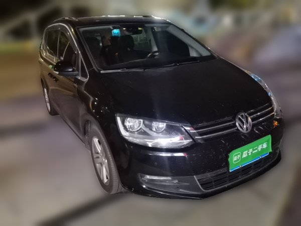 Volkswagen Sharan 2018, 74400 км, за 13021 USD
