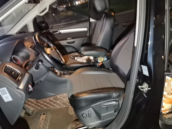 Volkswagen Sharan 2018, 74400 км, за 13021 USD - фото 16