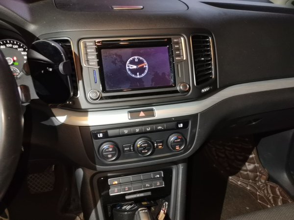 Volkswagen Sharan 2018, 74400 км, за 13021 USD - фото 14