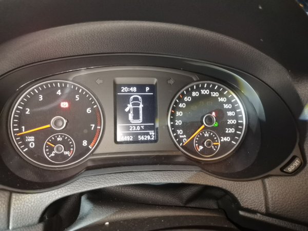 Volkswagen Sharan 2018, 74400 км, за 13021 USD - фото 12