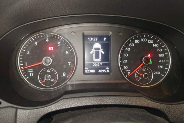 Volkswagen Sharan 2018, 82300 км, за 13042 USD - фото 8