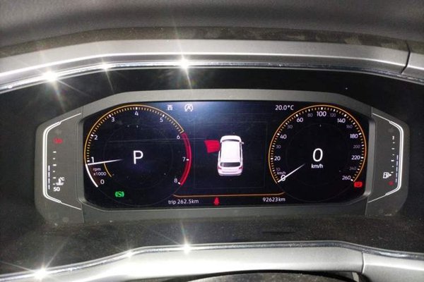 Volkswagen T-Cross 2019, 92700 км, за 8918 USD - фото 12