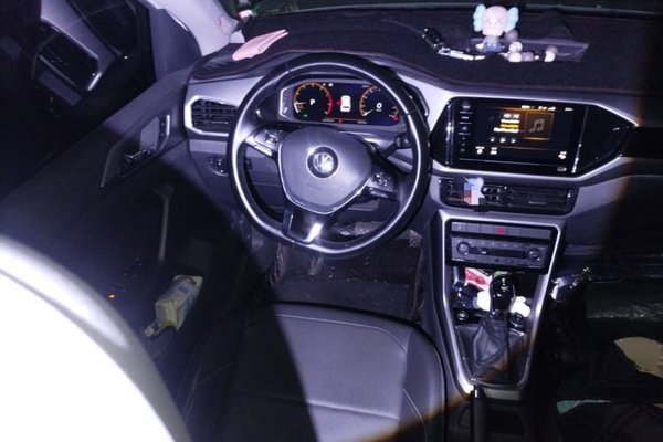 Volkswagen T-Cross 2019, 92700 км, за 8918 USD - фото 11