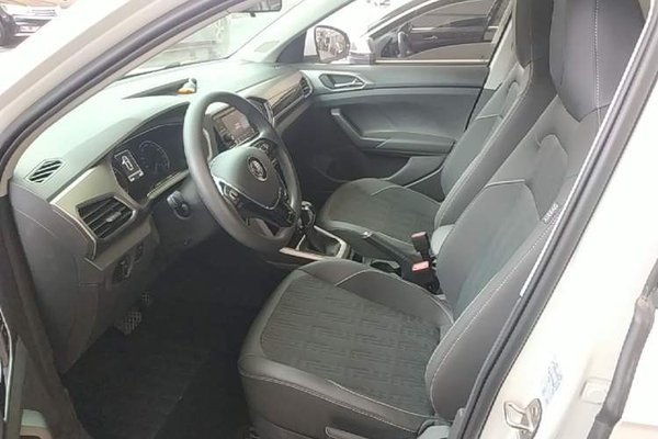 Volkswagen T-Cross 2019, 66100 км, за 9864 USD - фото 22