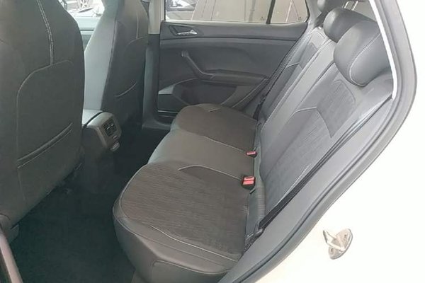 Volkswagen T-Cross 2019, 66100 км, за 9864 USD - фото 25