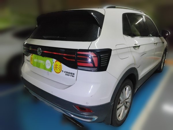 Volkswagen T-Cross 2020, 52800 км, за 8718 USD - фото 6