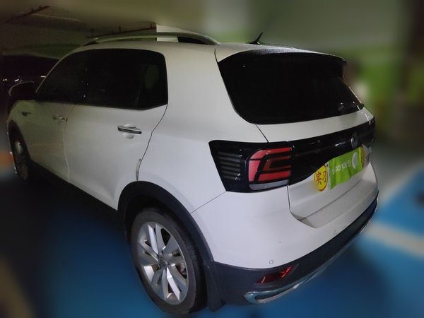 Volkswagen T-Cross 2020, 52800 км, за 8718 USD