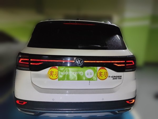 Volkswagen T-Cross 2020, 52800 км, за 8718 USD
