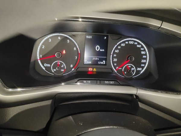 Volkswagen T-Cross 2020, 52800 км, за 8718 USD - фото 12