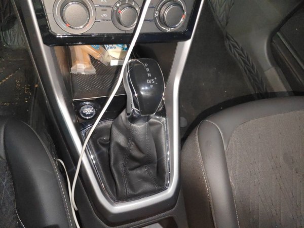 Volkswagen T-Cross 2020, 62200 км, за 8555 USD - фото 7