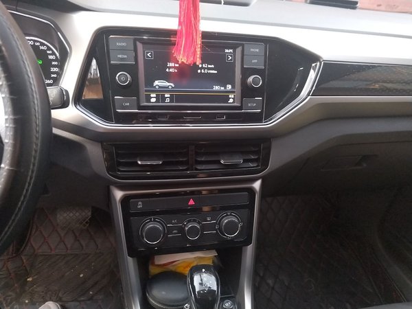 Volkswagen T-Cross 2020, 37000 км, за 9479 USD - фото 14