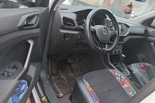 Volkswagen T-Cross 2020, 48000 км, за 7841 USD - фото 17