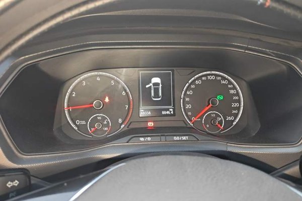 Volkswagen T-Cross 2020, 48000 км, за 7841 USD - фото 12