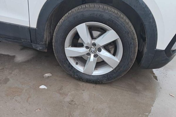 Volkswagen T-Cross 2020, 48000 км, за 7841 USD - фото 8